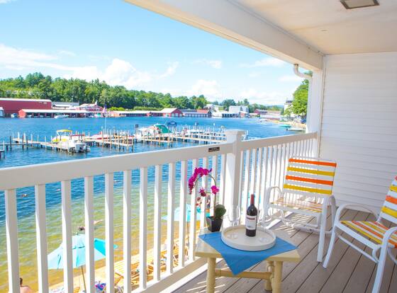 The Naswa Resort is a family friendly hotel in Laconia, New Hampshire (NH)