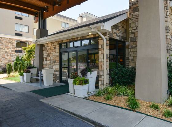 Inn of West Little Rock is a family friendly hotel in Little Rock, Arkansas (AR)