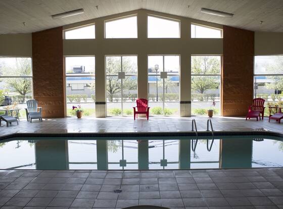The Comstock Inn and Conference Center is a family friendly hotel in Owosso, Michigan (MI)
