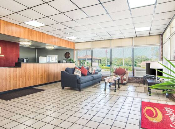 Econo Lodge Fort Payne is a family friendly hotel in Fort Payne, Alabama (AL)