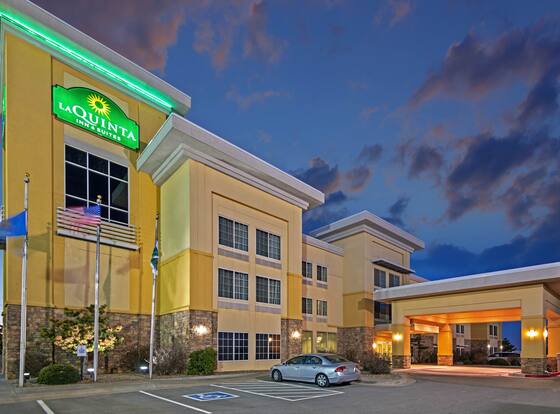 La Quinta Inn & Suites by Wyndham Elk City is a family friendly hotel in Elk City, Oklahoma (OK)