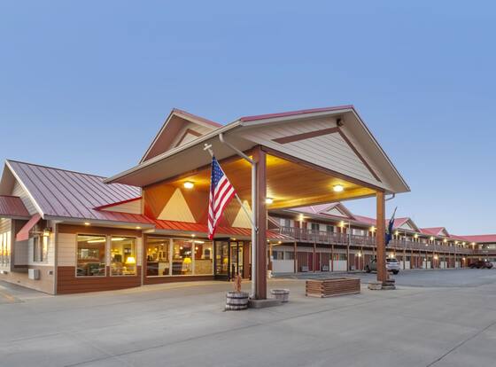 Harmony Inn & Suites is a family friendly hotel in Valentine, Nebraska (NE)