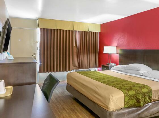 Econo Lodge is a family friendly hotel in Shorewood, Illinois (IL)