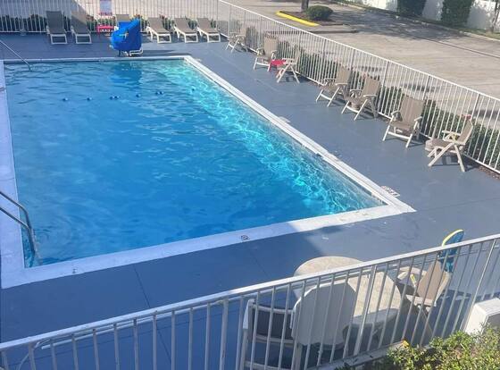 Motel 6 Orlando, FL - Winter Park is a family friendly hotel in Lockhart, Florida (FL)
