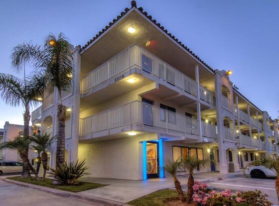 Motel 6 Oceanside, CA is a family friendly hotel in Oceanside, California (CA)
