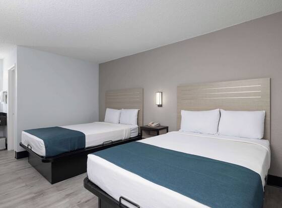 Motel 6 Tempe, AZ - Broadway - ASU is a family friendly hotel in Tempe, Arizona (AZ)