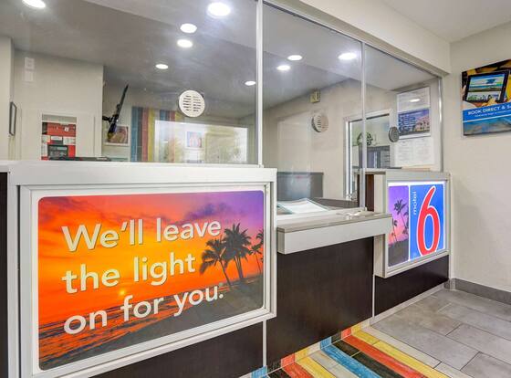 Motel 6 San Bernardino, CA - South is a family friendly hotel in San Bernardino, California (CA)