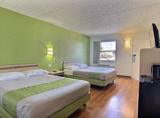 Motel 6 Austin, TX - Central Downtown UT is a family friendly hotel in Austin, Texas (TX)