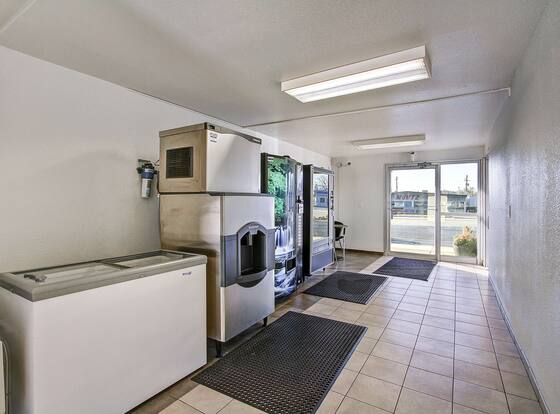 Motel 6 Green Bay, WI is a family friendly hotel in Green Bay, Wisconsin (WI)