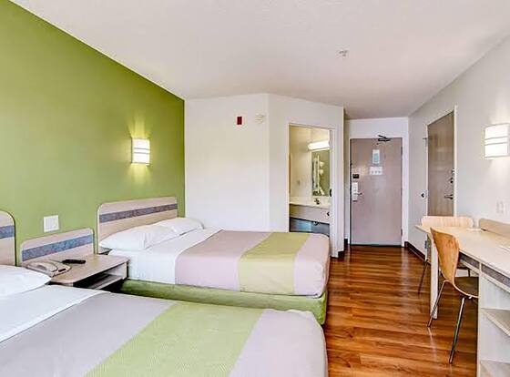 Super 8 by Wyndham Aurora East is a family friendly hotel in Aurora, Colorado (CO)