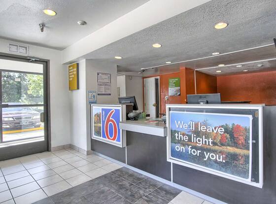 Motel 6 New Cumberland, PA - Harrisburg - Hershey South is a family friendly hotel in New Cumberland, Pennsylvania (PA)
