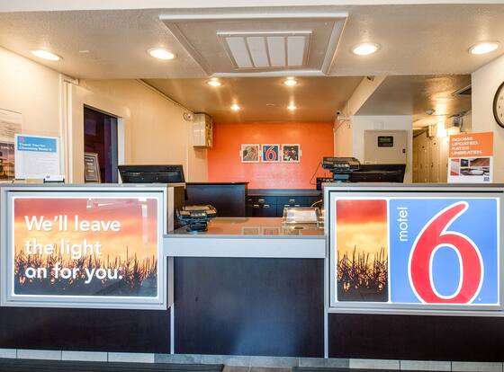 Motel 6 Lenexa, KS - Kansas City Southwest is a family friendly hotel in Lenexa, Kansas (KS)