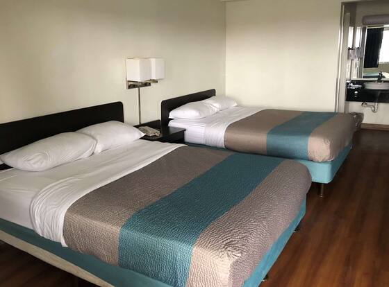 Days Inn by Wyndham Indianapolis South is a family friendly hotel in Indianapolis, Indiana (IN)