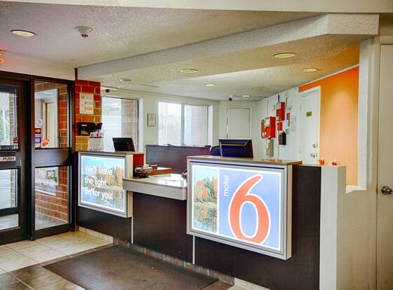 Motel 6 Albany, NY is a family friendly hotel in Albany, New York (NY)