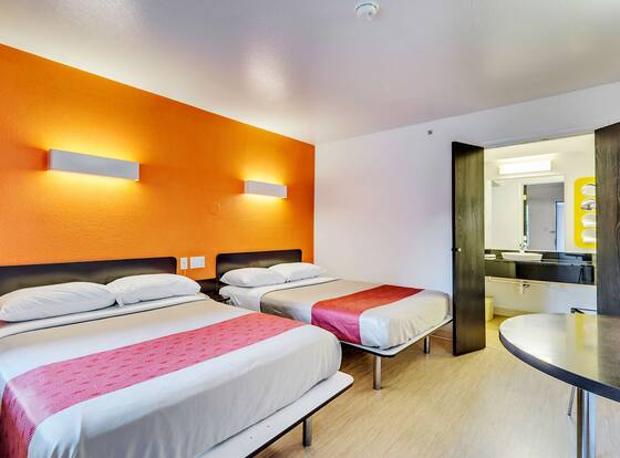 Motel 6 Linthicum Heights, MD - BWI Airport is a family friendly hotel in Linthicum, Maryland (MD)