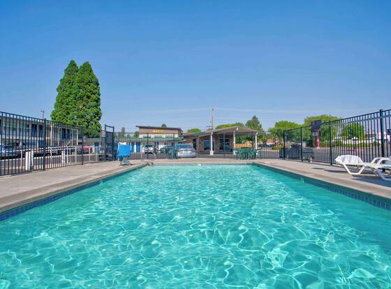 Motel 6 Bend, OR is a family friendly hotel in Bend, Oregon (OR)