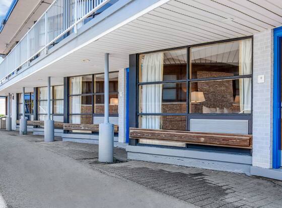 Rodeway Inn is a family friendly hotel in Chicago, Illinois (IL)