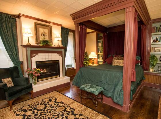 The Globe Inn is a family friendly hotel in East Greenville, Pennsylvania (PA)