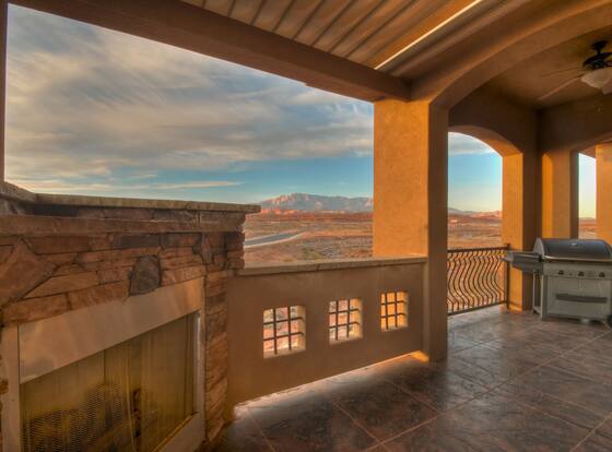 Coral Springs Resort is a family friendly hotel in Hurricane, Utah (UT)