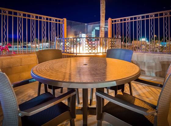 Best Western Colorado River Inn is a family friendly hotel in Needles, California (CA)