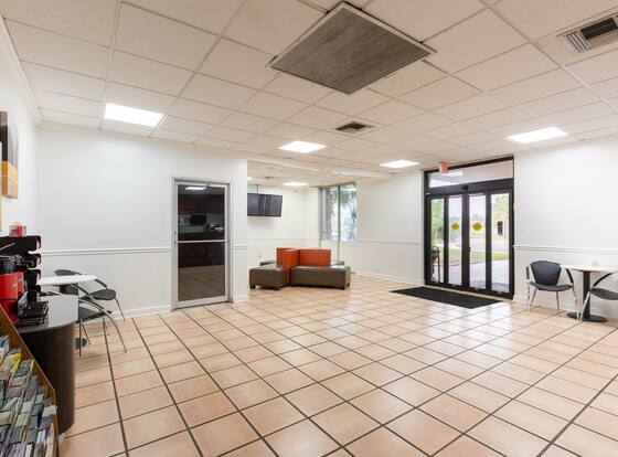 OYO Hotel Baton Rouge - Mead Rd Louisiana is a family friendly hotel in Baton Rouge, Louisiana (LA)