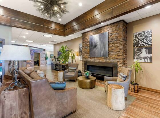 Best Western CottonTree Inn is a family friendly hotel in Rawlins, Wyoming (WY)