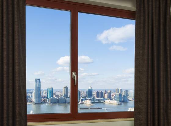Holiday Inn Manhattan-Financial District by IHG is a family friendly hotel in New York City (NYC), New York (NY)