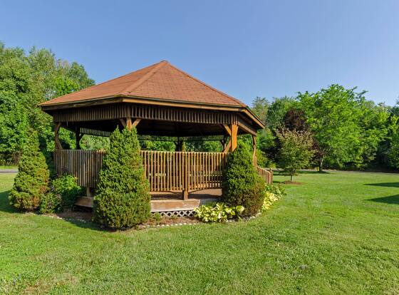 Comfort Inn is a family friendly hotel in Bluefield, Virginia (VA)