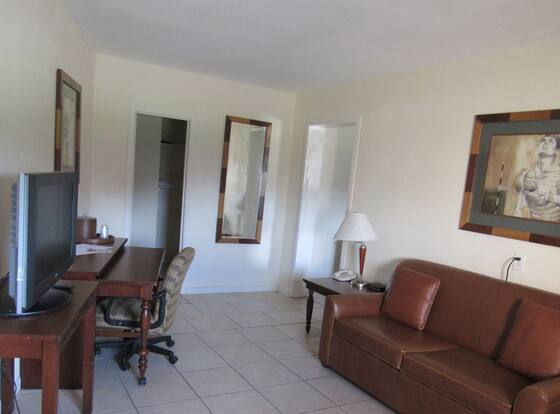 Alvin Extended Stay is a family friendly hotel in Alvin, Texas (TX)