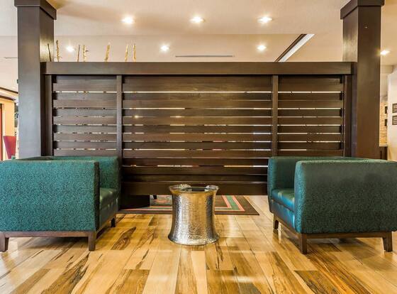 Comfort Inn & Suites Newcastle - Oklahoma City is a family friendly hotel in Newcastle, Oklahoma (OK)