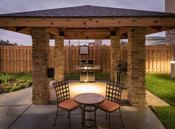Staybridge Suites Omaha West by IHG is a family friendly hotel in Omaha, Nebraska (NE)