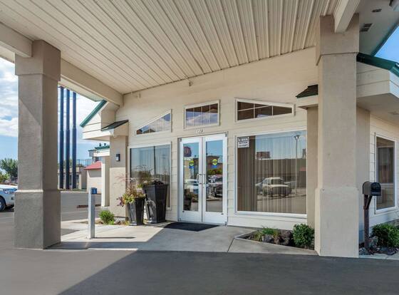 Quality Inn Ontario is a family friendly hotel in Ontario, Oregon (OR)