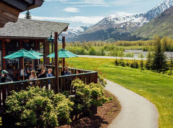Seward Windsong Lodge is a family friendly hotel in Unalakleet, Alaska (AK)