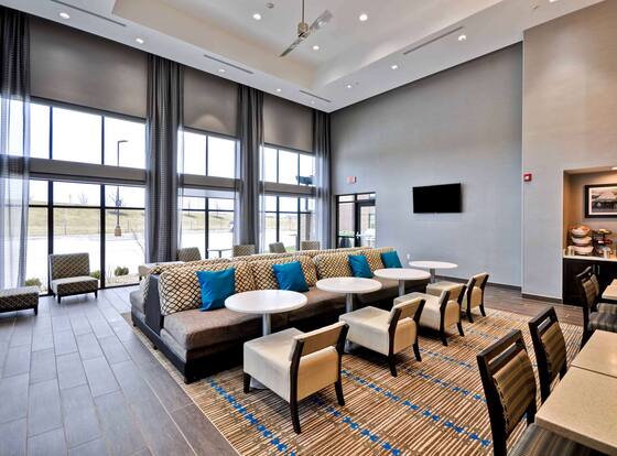Homewood Suites by Hilton Cincinnati/West Chester is a family friendly hotel in Beckett Ridge, Ohio (OH)