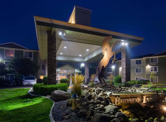 Best Western Bronco Inn is a family friendly hotel in Ritzville, Washington (WA)