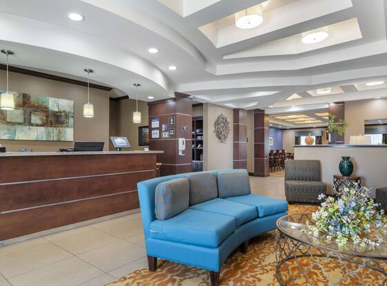 Best Western Plus Longhorn Inn & Suites is a family friendly hotel in Luling, Texas (TX)