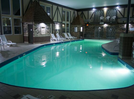 Days Inn & Suites By Wyndham Coralville /iowa City is a family friendly hotel in Coralville, Iowa (IA)