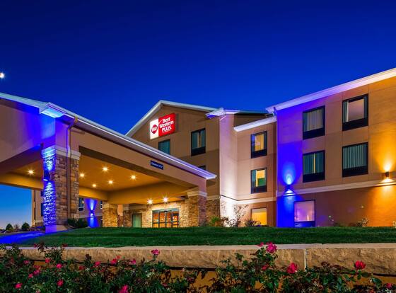 Best Western Plus Hiawatha Hotel is a family friendly hotel in Hiawatha, Kansas (KS)