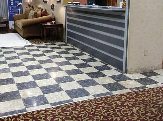 Rodeway Inn is a family friendly hotel in Weedsport, New York (NY)