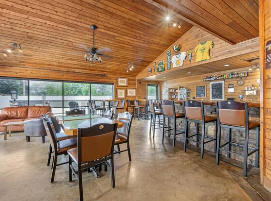 Best Western Black Hills Lodge is a family friendly hotel in Spearfish, South Dakota (SD)