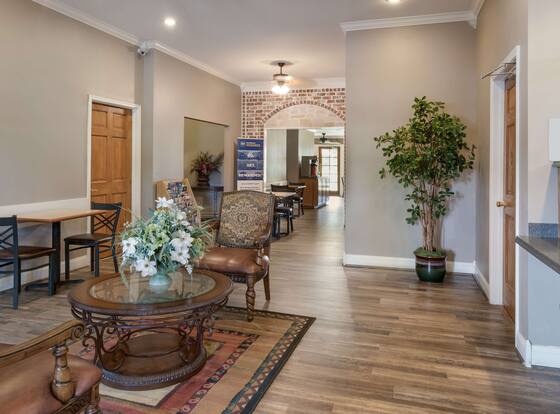 SureStay Hotel By Best Western Leesville is a family friendly hotel in Leesville, Louisiana (LA)