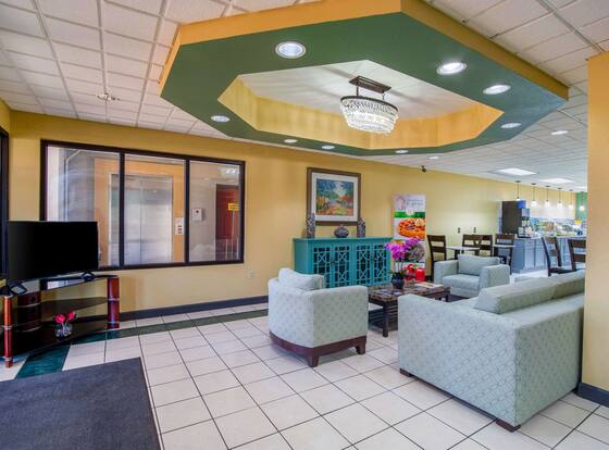 Quality Inn West Columbia - Cayce is a family friendly hotel in Cayce, South Carolina (SC)