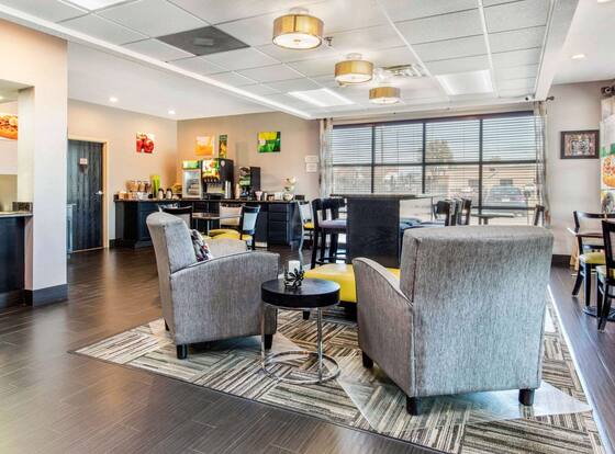 Quality Inn Airport I-240 is a family friendly hotel in Memphis, Tennessee (TN)