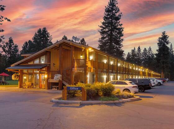 Best Western Ponderosa Lodge is a family friendly hotel in Sisters, Oregon (OR)