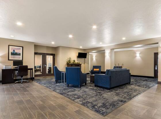 Comfort Inn Yankton SD is a family friendly hotel in Yankton, South Dakota (SD)