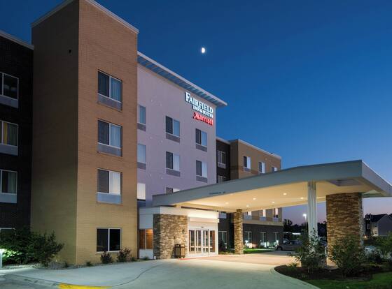 Fairfield Inn & Suites Fort Wayne Southwest is a family friendly hotel in Fort Wayne, Indiana (IN)