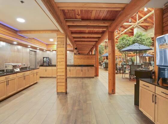 C'mon Inn Bozeman is a family friendly hotel in Bozeman, Montana (MT)
