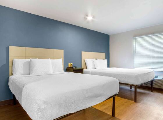 Extended Stay America Select Suites - Charleston - Ashley Phosphate Rd. is a family friendly hotel in North Charleston, South Carolina (SC)