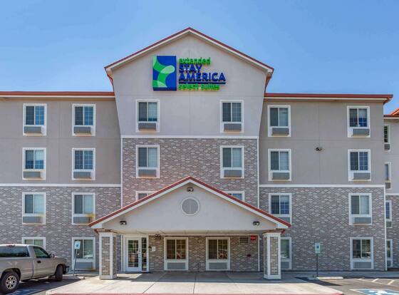 Extended Stay America Select Suites - Phoenix - Peoria - Sun City is a family friendly hotel in Peoria, Arizona (AZ)