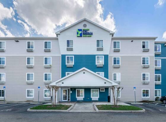Extended Stay America Select Suites - Orlando - Sanford - Airport is a family friendly hotel in Sanford, Florida (FL)